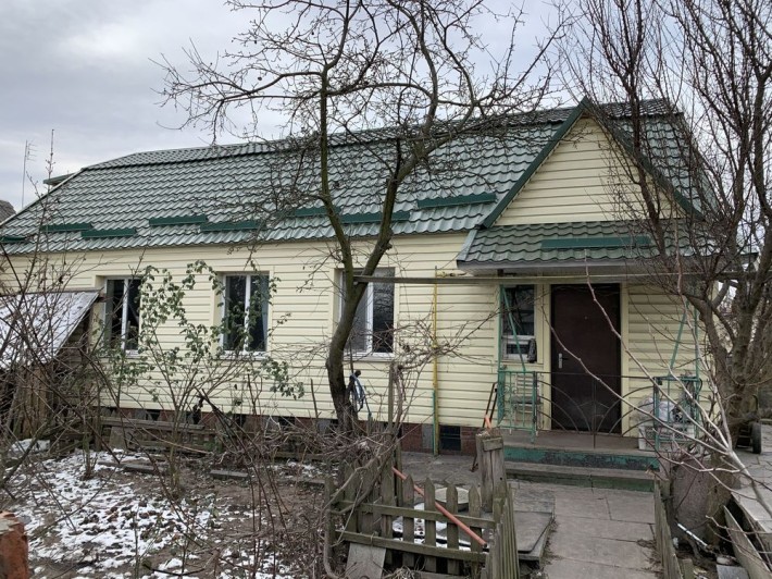 Продам Дім м . Коростишів - фото 1
