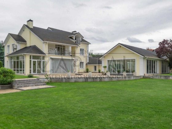 Резиденція у Канадському селі, 740м, 35соток, Гостомельське шосе, ТОРГ