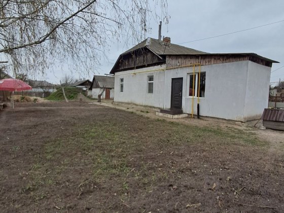 Продам 1/2 будинку (квартиру) на Хіммаші (п-к Фрунзе) Коростень