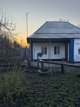 Пропоную до продажу будинок 2 к. В затмшному місці міста - фото 1