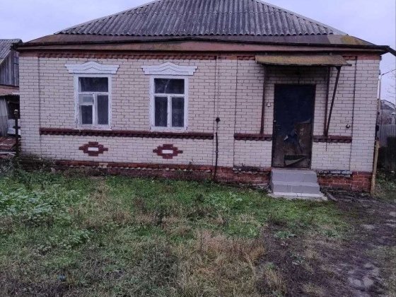 В продаже пол дома 78 м2,кирпичный в г. Мерефа  SM