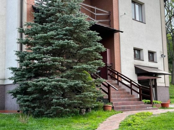 Продаж маєтку біля Києва Обухов