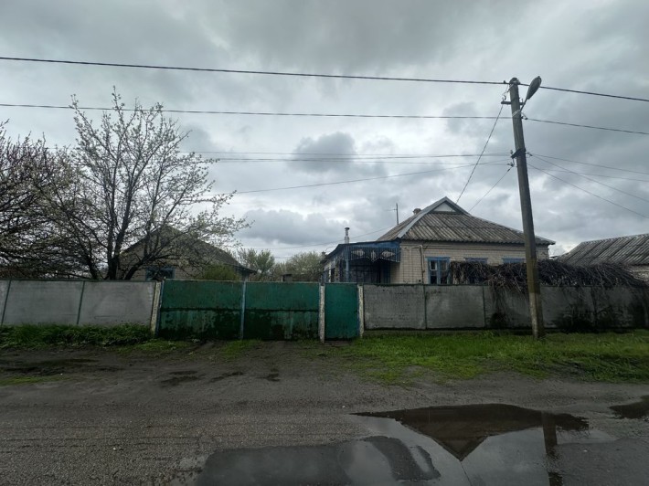 Продам дім с. Вʼязівок - фото 1
