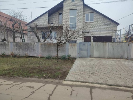 Продам дом в Павлограде Павлоград
