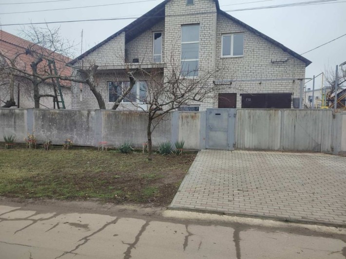 Продам дом в Павлограде - фото 1