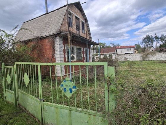 Продам дачний будинок Самар