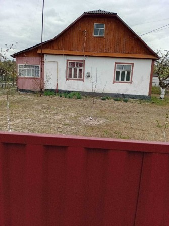 Продається просторий будинок в Сарнах - фото 1