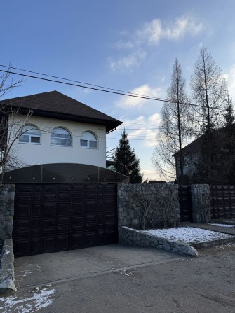Шикарный Дом в городе Самар - фото 1