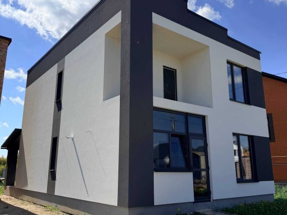 Продаж двоповерхового будинку в 5-ти хвилинах від міста Винницкие Хутора