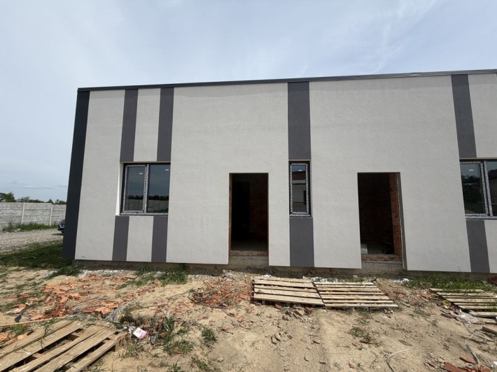 Продаж одноповерхового таунхаусу в Стрижавці, вул. Садова - фото 1
