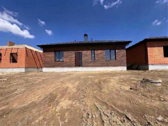Продаж 1 поверхового будинку 65м.кв Зарванці