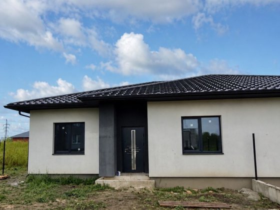 Продаж дуплексу в с.Рованці | Луцький район | ВСТАНОВЛЕНИЙ ЕЛЕКТРОКОТЕЛ ТА АВТОМАТ | 5 соток землі Рованці