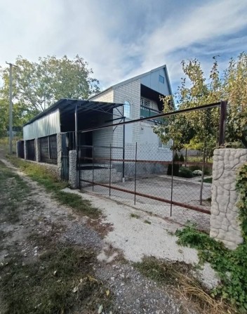 Продам  жилой 2-эт.Дом Верхнеднепровск СНТ  РАДУГА - фото 1