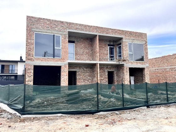 Продаж просторого дуплексу 163 м² Крихівці