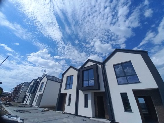 Продам таунхаус з газом Святопетрiвське Розтермiнування Святопетровское