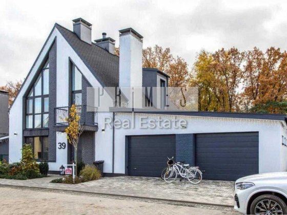 Продаж 4к будинку з басейном, гараж на 3 авто, КМ Villaggo, Білогородка Білогородка