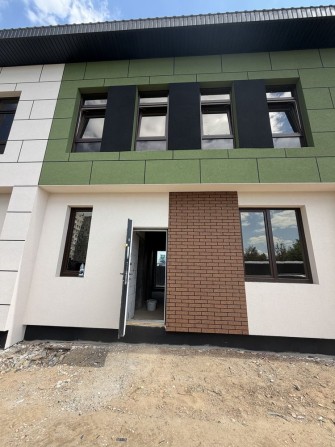 Продаж таунхауса у топовій локаціі/ газ / центральні комунікаціі - фото 1