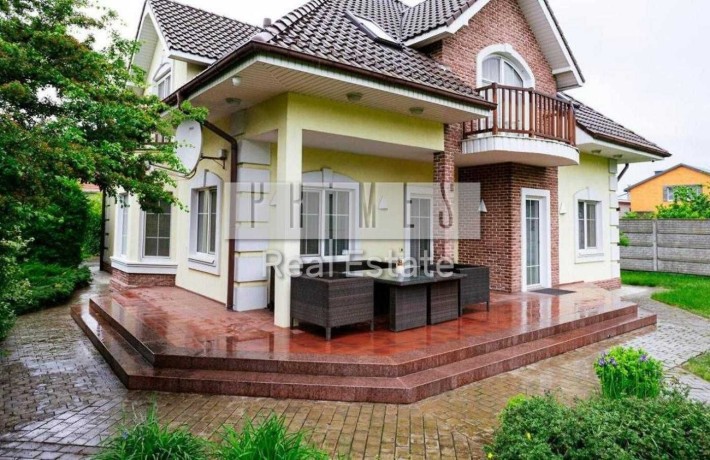 Два будинки 380 м2  ГАТНЕ 25 соток 12 км від Києва по Одеській трасі - фото 1