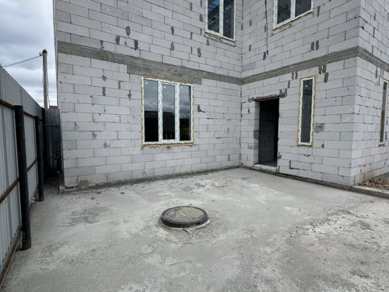 Продається будинок в Крюківщині. Без комісії. 200 м. від школи Крюківщина