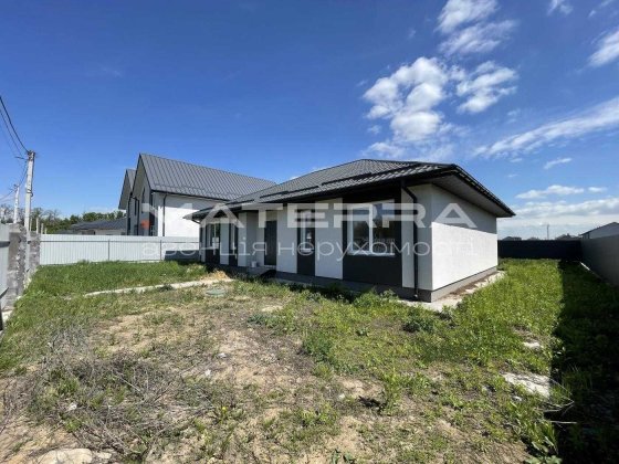 Продаж будинка 120м2 5 соток біля Характер парк з газом та бункером