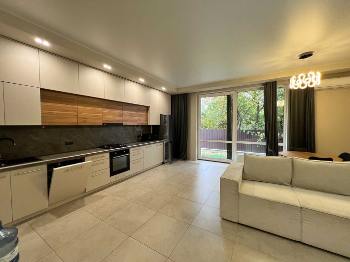Гатне Продаж будинку 180м2 з НОВИМ РЕМОНТОМ та ГАЗОМ - фото 1