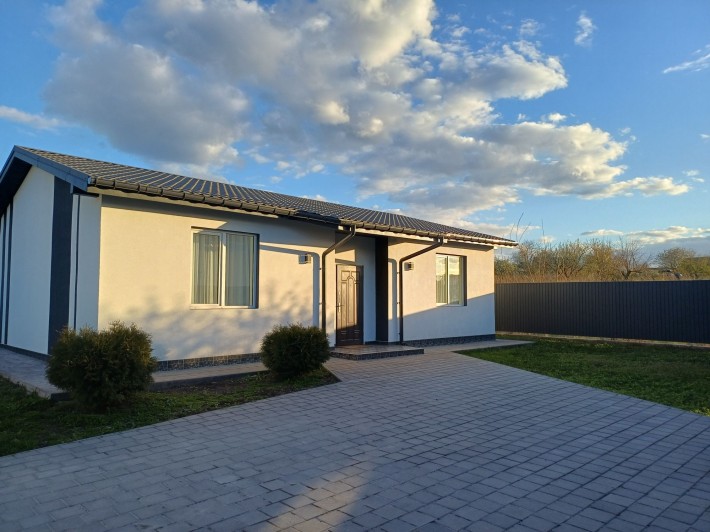 Продаю новий будинок Гатне поруч ліс,парк Характер, евроремонт - фото 1