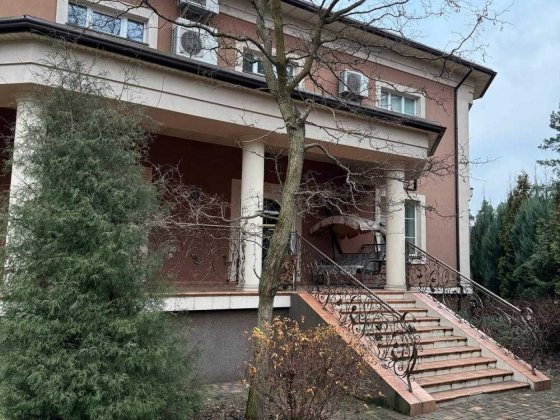 Продажа дома с.Козин 700м2/17 соток/КГ "Greenwood Club"/Обуховский р-н/с ремонтом Козин