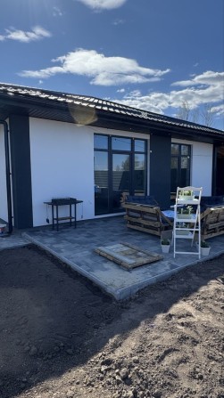 Продаж  будинку 82 м2 + 57м2 навісом під авто - фото 1