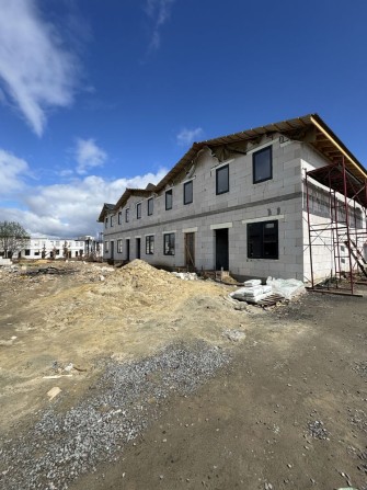 Таун 16000 у.о  Білогородка Розтермінування - фото 1