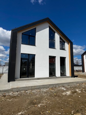 Сучасна архітектура та простір — Білогородка, вул. Аличова. Сучасний Barnhouse. - фото 1