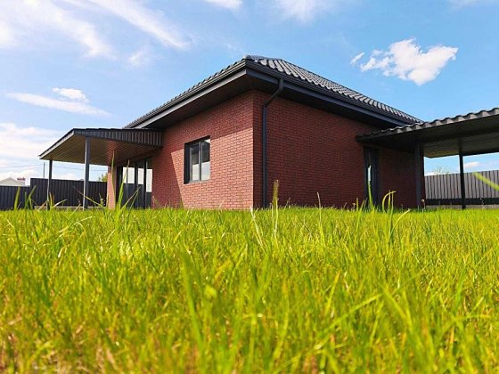 Готовий будинок з укриттям (підвалом) в затишній локації Білогородка Білогородка