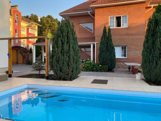 Продаж будинку 15 соток Гатне межа Голосіївського району Гатне