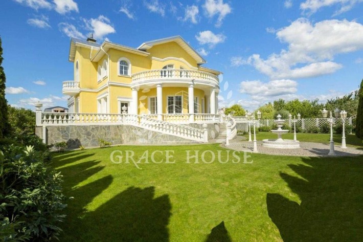 Продажа дома 650м в классическом стиле Конча-Заспа Козин Рудыки Рудики 25 соток у реки подвал 4 спал - фото 1
