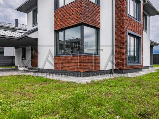 Продаж / Будинок / 200 м2 / Ходосівка / вул. Ягідна Ходосовка