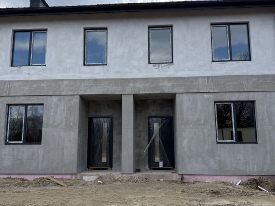 Таунхаус в Ворзелі зі своім закритим переднім двориком, газ! Ворзель