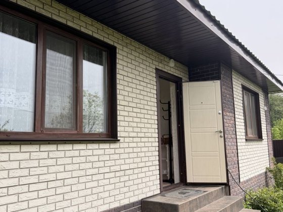 Продаж якісного будинку з ремонтом в передмісті Києва Вишенки