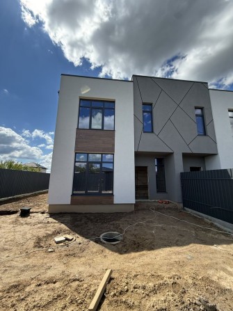 Продаж дуплексу в Білогородці — топ локація біля Сільп - фото 1