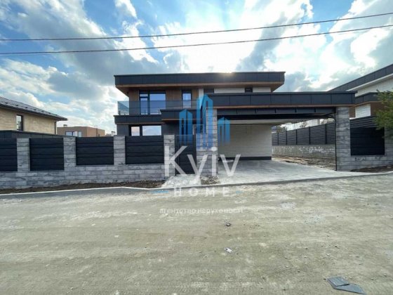 Продаж будинку в Ходосівка з басейном/ 200 м2/ 7 соток/ Ліс Ходосовка