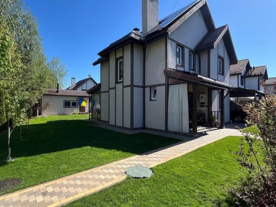 Продаж будинку котеджне містечко « Альпійський хутірець » , с. Білогородка Білогородка