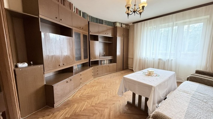 Продаж 2-кімнатної квартири з видом на сквер вул. Джохара Дудаєва, 2, Соломенський район - фото 1