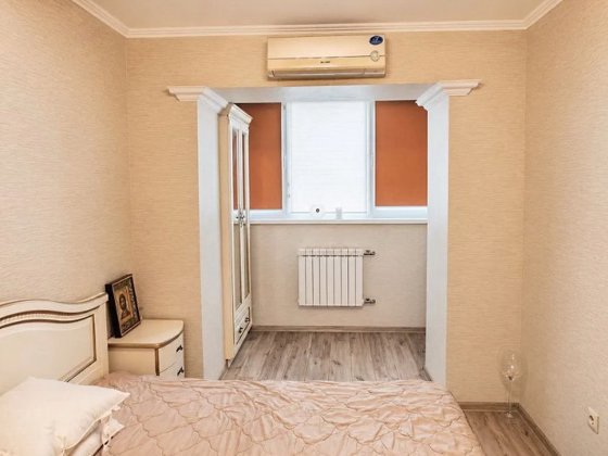 Продам 3-кімн.квартиру з ремонтом на Подолі, вул.Волоська 23