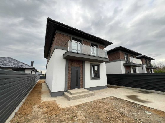 Продаж сучасного будинку з газом та власною ділянкою Білогородка