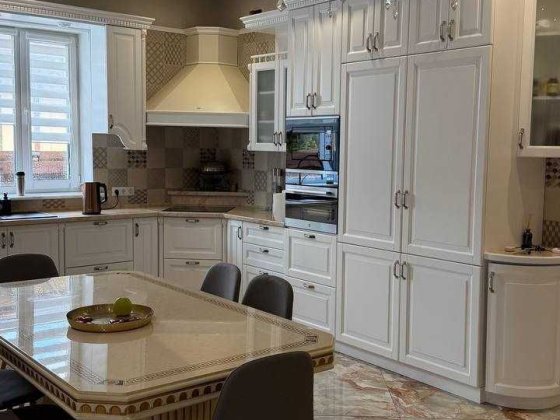 Продаж будинку 250 м2 з ремонтом, меблями, технікою . ВЛАСНИК