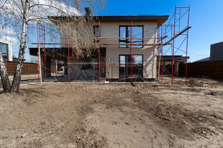 Продажа дома с бассейном, с. Ходосовка, Обуховский район - фото 1