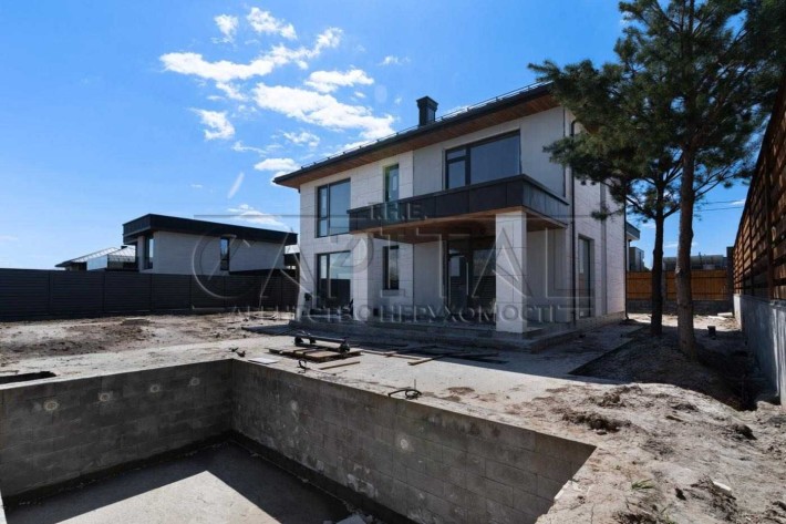 Продаж / Будинок / 205 м2 / Ходосівка / вул. Квітнева - фото 1