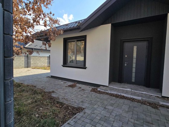 Терміновий продаж будинку перша лінія в котеджному містечку,поруч ліс Ворзель