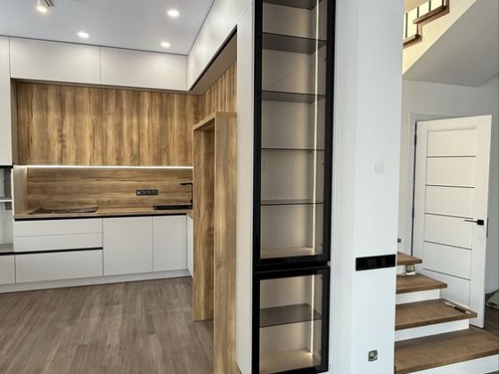 Новий будинок 190 м² з ремонтом, Ходосівка, 8.5 соток Ходосовка