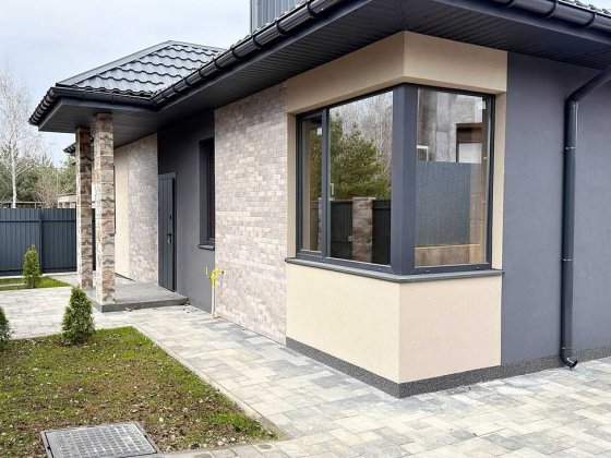 Одноповерховий котедж із чистовим наповненням у Ворзелі,поруч з лісом! Ворзель