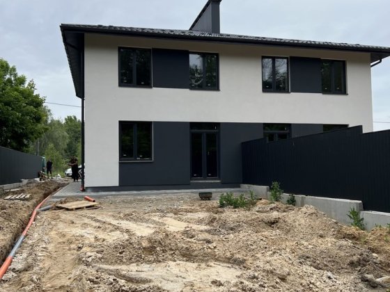 Дуплекс у Стоянці 118 м² біля Києва | 4,5 сотки | якісне будівництво Стоянка
