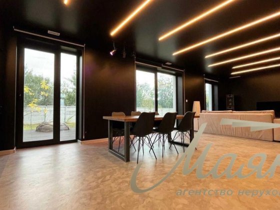 Продаж 2-поверхового будинку 165 м²  і гараж з підвалом в с. Віта-Поштова, 15 соток землі, Києво-Свя